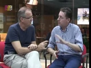 René Balme s'entretient avec Thierry Deronne.