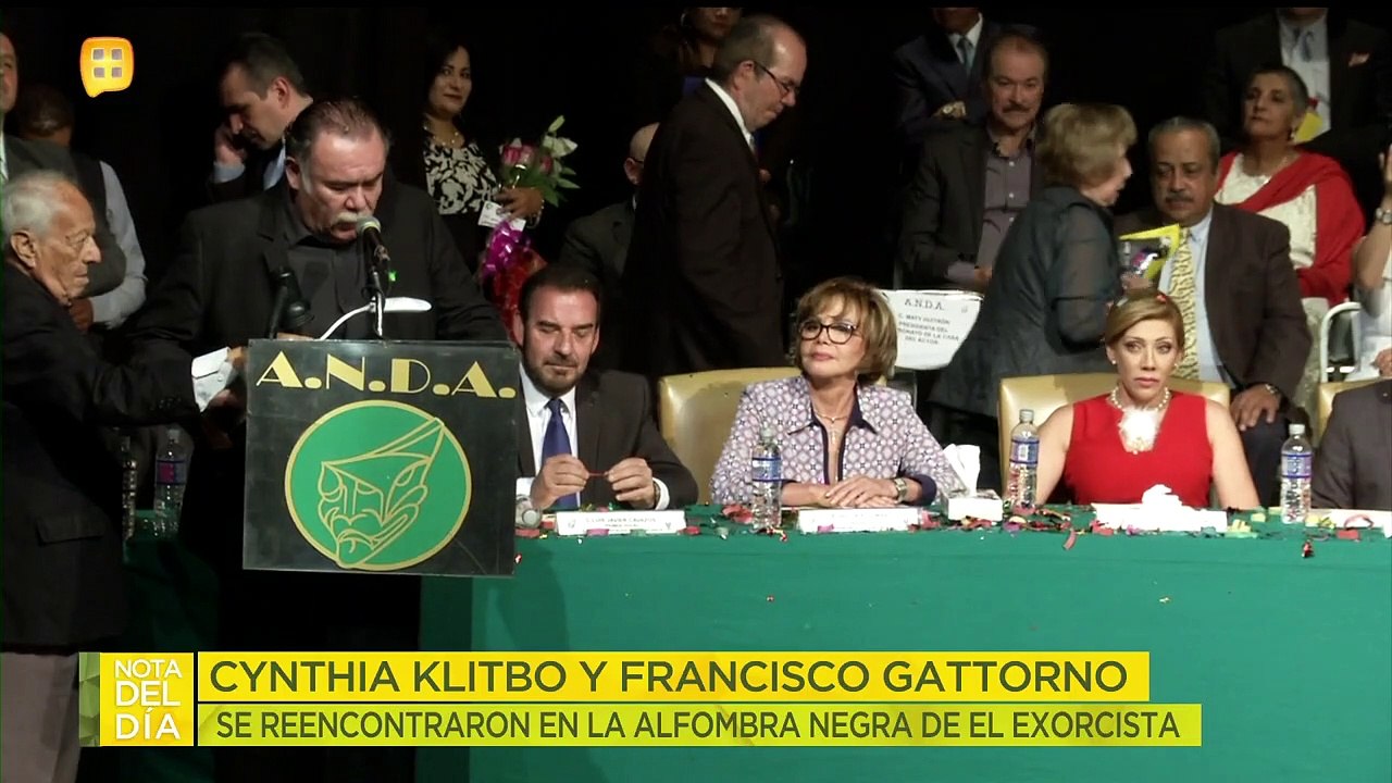 Cynthia Klitbo y Francisco Gattorno se reencontraron en la alfombra negra del Exorcista.