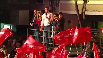 El PSOE busca una abstención de Podemos que daría a Puigdemont y Otegi el poder de investir a Sánchez