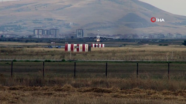 S-400 parçalarını taşıyan 16. uçak Mürted Havalimanı'na iniş yaptı