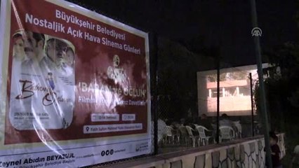 Sıcak havalarda "nostaljik" sinemayla stres atıyorlar