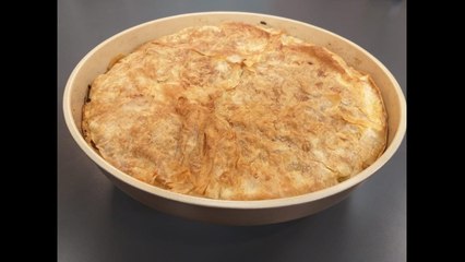 Rreze Dielli 18 Korrik  2019   Të Gatuajmë me Znj  Vjollca P1 Byrek me mish te grire me patate