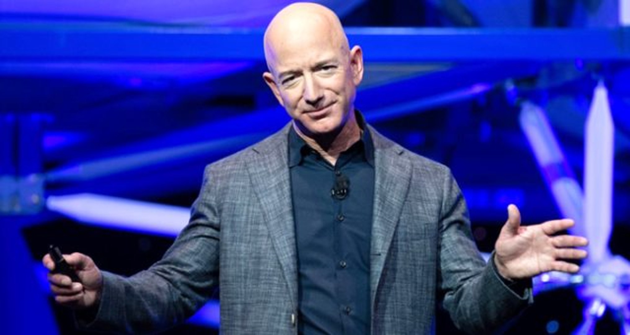 ⁣Dünyanın en zengin ismi Jeff Bezos, uzaya yatırım yapıyor
