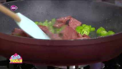 Lezzetli sosisli börek tarifi Tatlı-Tuzlu'da