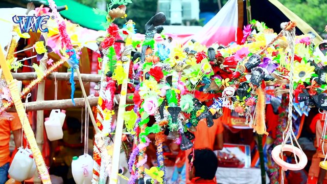 देवघर में लागल मेला बलम जी - Bhuwar Lal Yadav - Devghar Me Lagal Mela Balam Ji - Kanwar Song 2019 1,241 views ▾