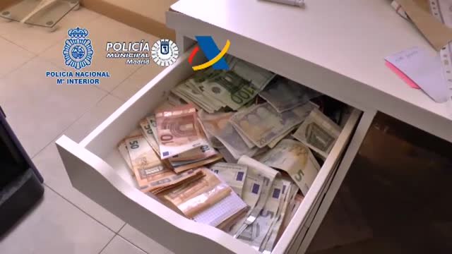 Golpe al contrabando de tabaco falsificado y blanqueo de capitales