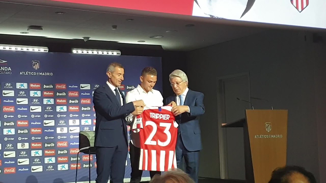 El Atlético de Madrid presenta a Kieran Trippier