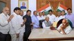 Karnataka BJP Leaders Complains To Governor On Speaker || Oneindia Telugu