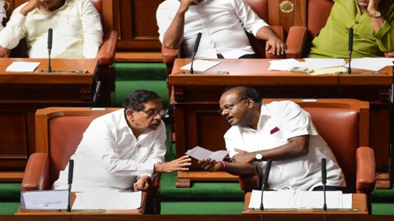 Karnataka Crisis :Trust vote ಚರ್ಚೆ ಶುಕ್ರವಾರಕ್ಕೆ : ಬಿಜೆಪಿಯಿಂದ ಅಹೋರಾತ್ರಿ ಧರಣಿ
