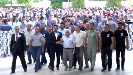 ERBİL'DE YAŞAMINI YİTİREN DİPLOMAT SON YOLCULUĞUNA UĞURLANIYOR-2