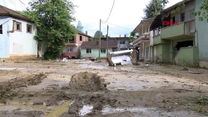 DÜZCE SEL SONRASI TEMİZLİK ÇALIŞMALARI