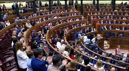 Espagne : un vote d'investiture crucial pour Pedro Sanchez