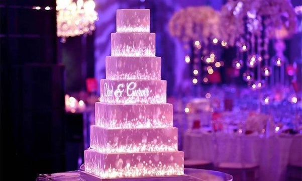 قوالب حلوى خيالية... فنّ يجمع بين الطعم اللذيذ والمشاهد الحية