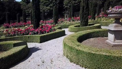 Hopton Hall -  A Good Year For The Roses