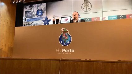 Rafa Benitez on Dwight Gayle.