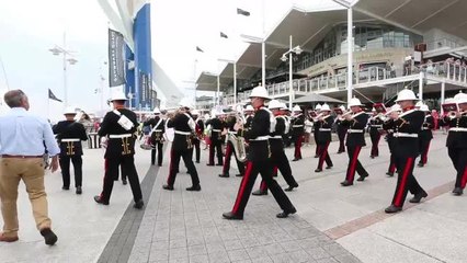 Royal Marines band start flash mob in Portsmouth