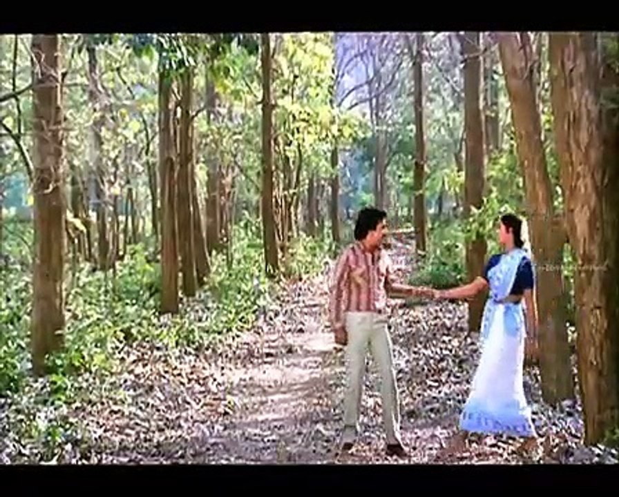 Mella Thiranthathu Kadhavu Tamil Movie  Ooru Sanam Video Song