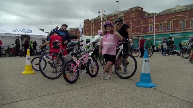 Lucky cyclists got sneak peek of Blackpool Illuminations at Ride the Lights event