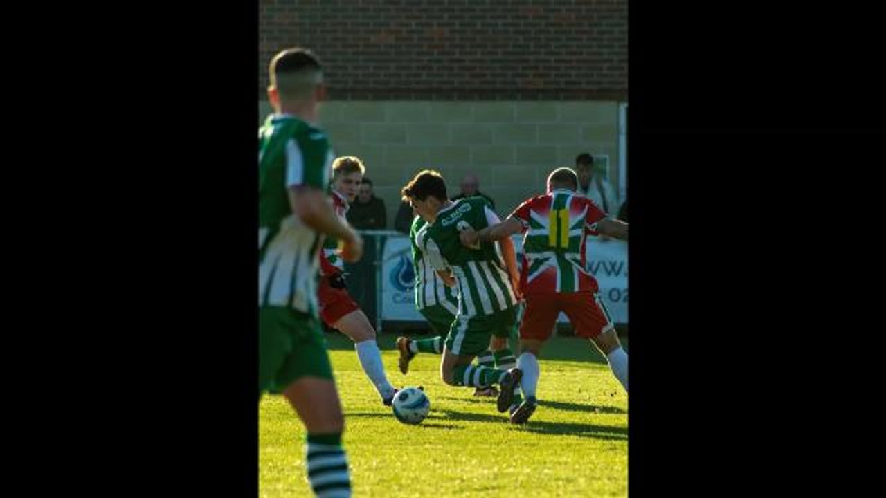 Chi City v Windsor FA Vase pictures