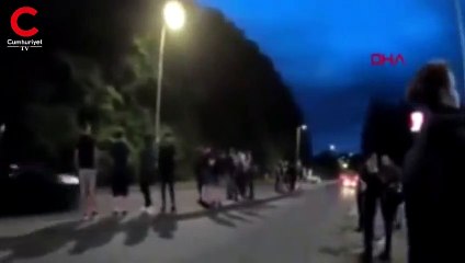 İngiltere’de modifiyeli otomobil etkinliğinde kaza