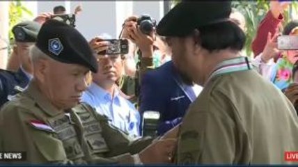 Surya Paloh Dianugerahi Tanda Kehormatan Penghargaan Bintang Astha Hannas Utama