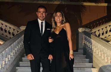 حركات دينا الشربيني مع عمرو دياب في حفل زفاف تثير ضجة