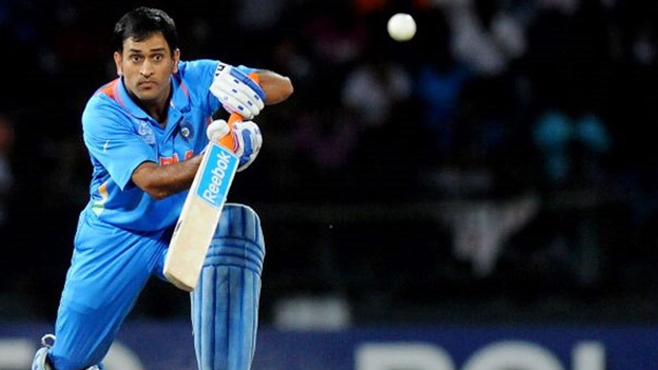 India’s Tour Of West Indies : A Funny Story On Dhoni's Retirement By A English Media || Oneindia