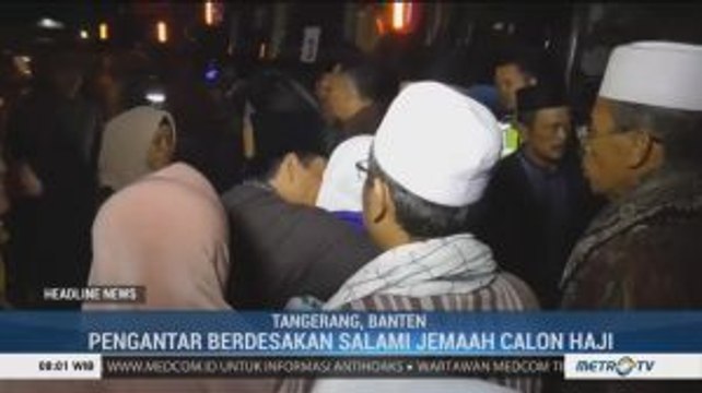 Isak Tangis Keluarga Pengantar Jemaah Calhaj