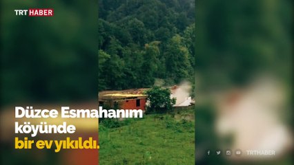 Düzce'de evin dere yatağına yıkılışı kamerada