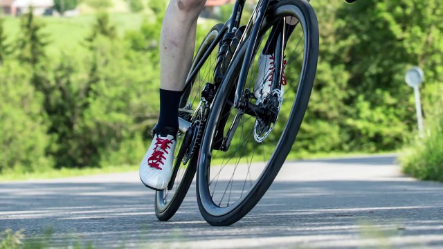 NEW Scott Addict RC - Ludicrously Clean Looks & Disc-Only