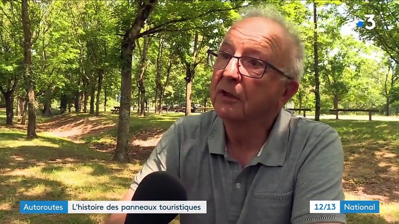 Autoroutes : l'histoire des panneaux touristiques