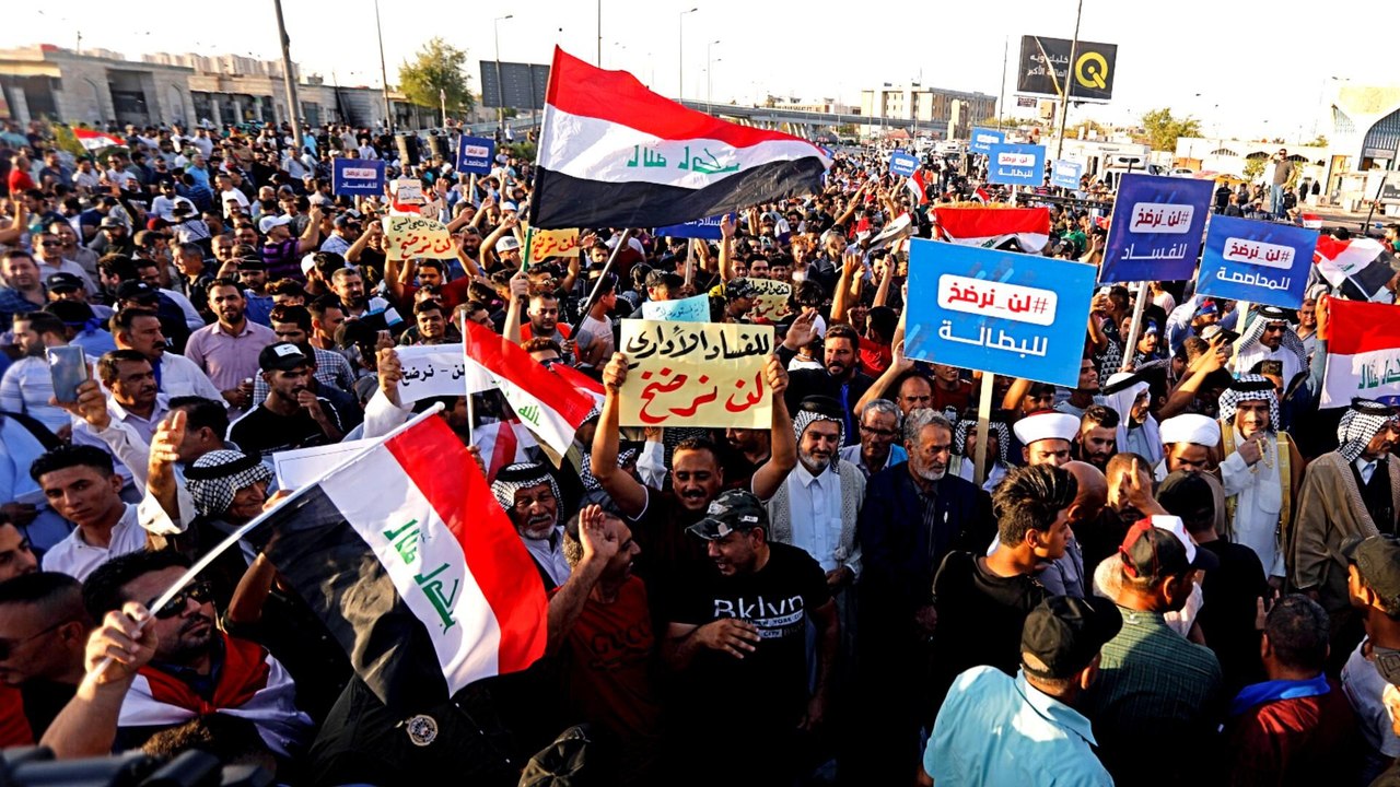 Iraqis protest against rampant corruption and poverty