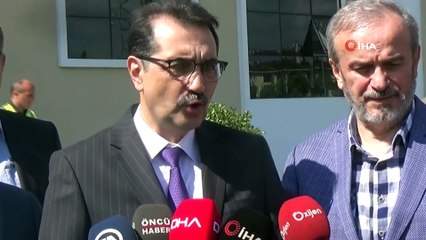 Bakan Dönmez: 'Elektrik götüremediğimiz köylere ise mobil jeneratör temin etmek sureti ile oralardaki hayatı süratle normalleştirmeye çalışacağız'