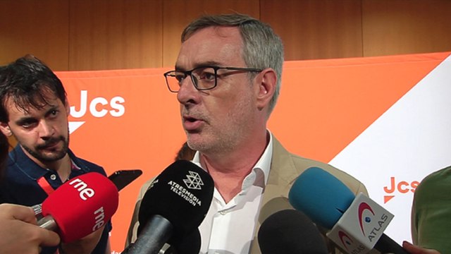 Villegas ve la renuncia de Iglesias un giro en el culebrón