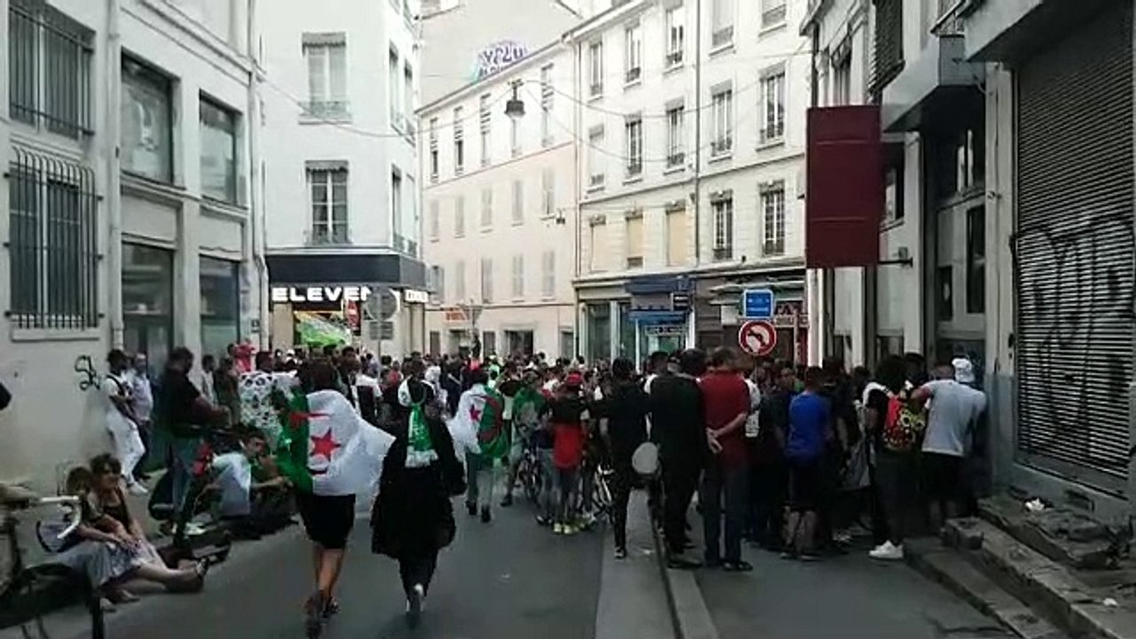 Ambiance Coupe d'Afrique des Nations à la Guillotière