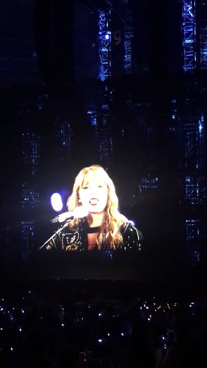 Wonderland (acoustic)