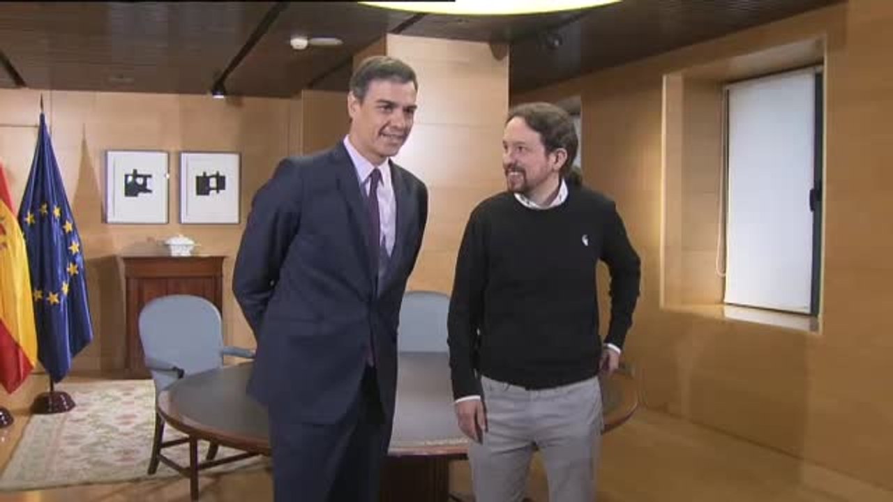 Pablo Iglesias da un paso atrás en sus exigencias para formar un gobierno de coalición