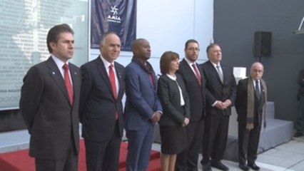 Pompeo homenajea a víctimas del ataque a la mutua judía AMIA en Argentina