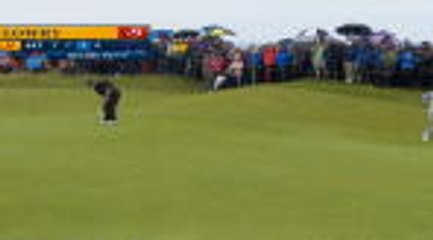 Lowry sinks huge putt to get to 10-under