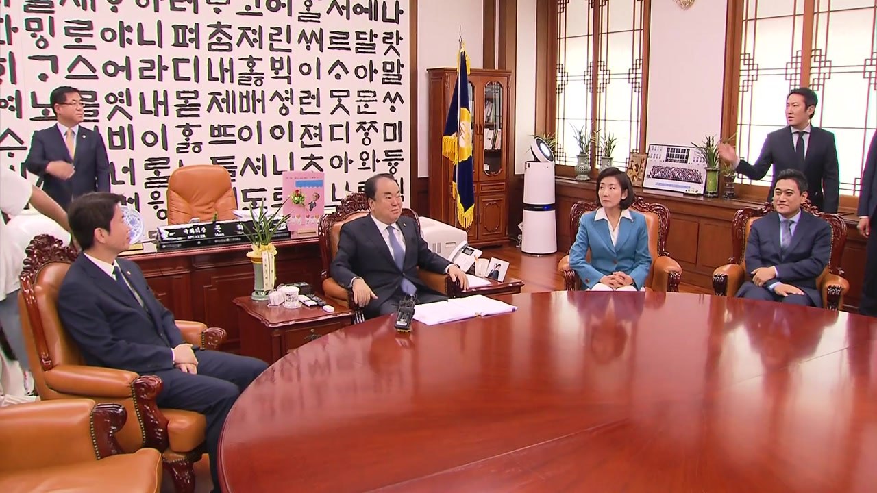 6월 국회 빈손 종료...모레 7월 국회 소집 논의 / YTN