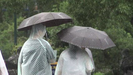 [날씨] 태풍 '다나스' 약화했지만 폭우는 경계...다음 주 전망은? / YTN