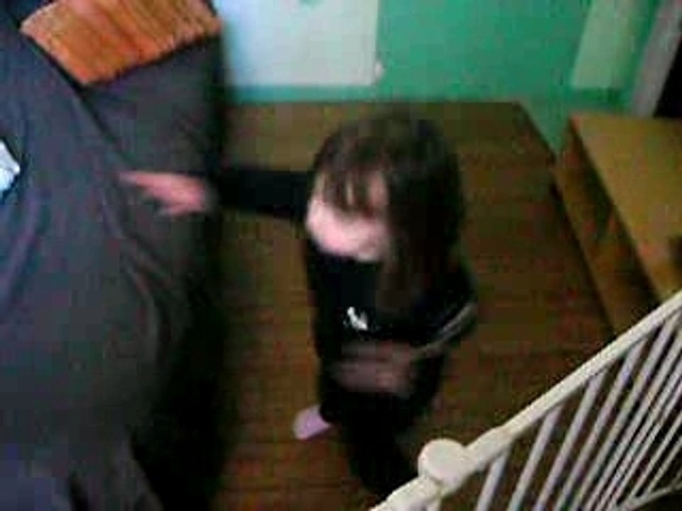 Lucie danse la techtonik