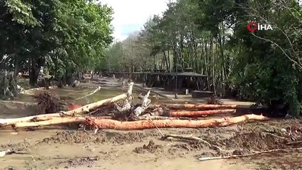 Sel felaketinde kaybolan 4'ü çocuk 6 kişiyi arama çalışmaları devam ediyor