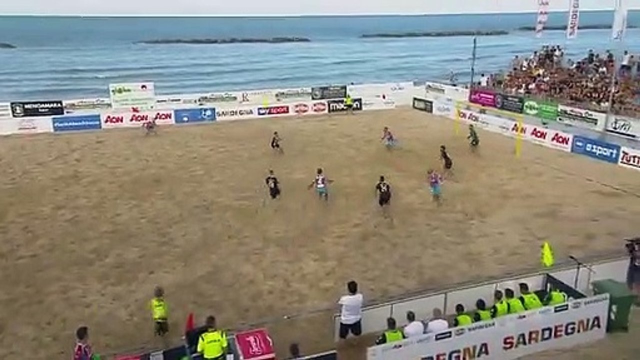 Beach Soccer - La pazzesca rovesciata di Gabriele Gori