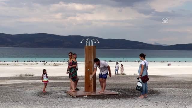 Salda Gölü turist sayısında rekora koşuyor