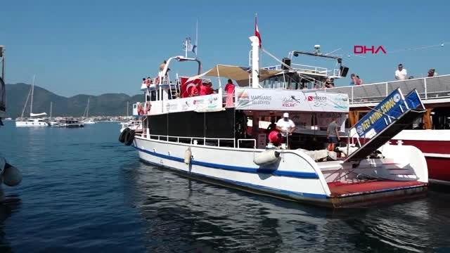 MUĞLA İlk kez dalış yapan 40 kadın, deniz dibini temizledi