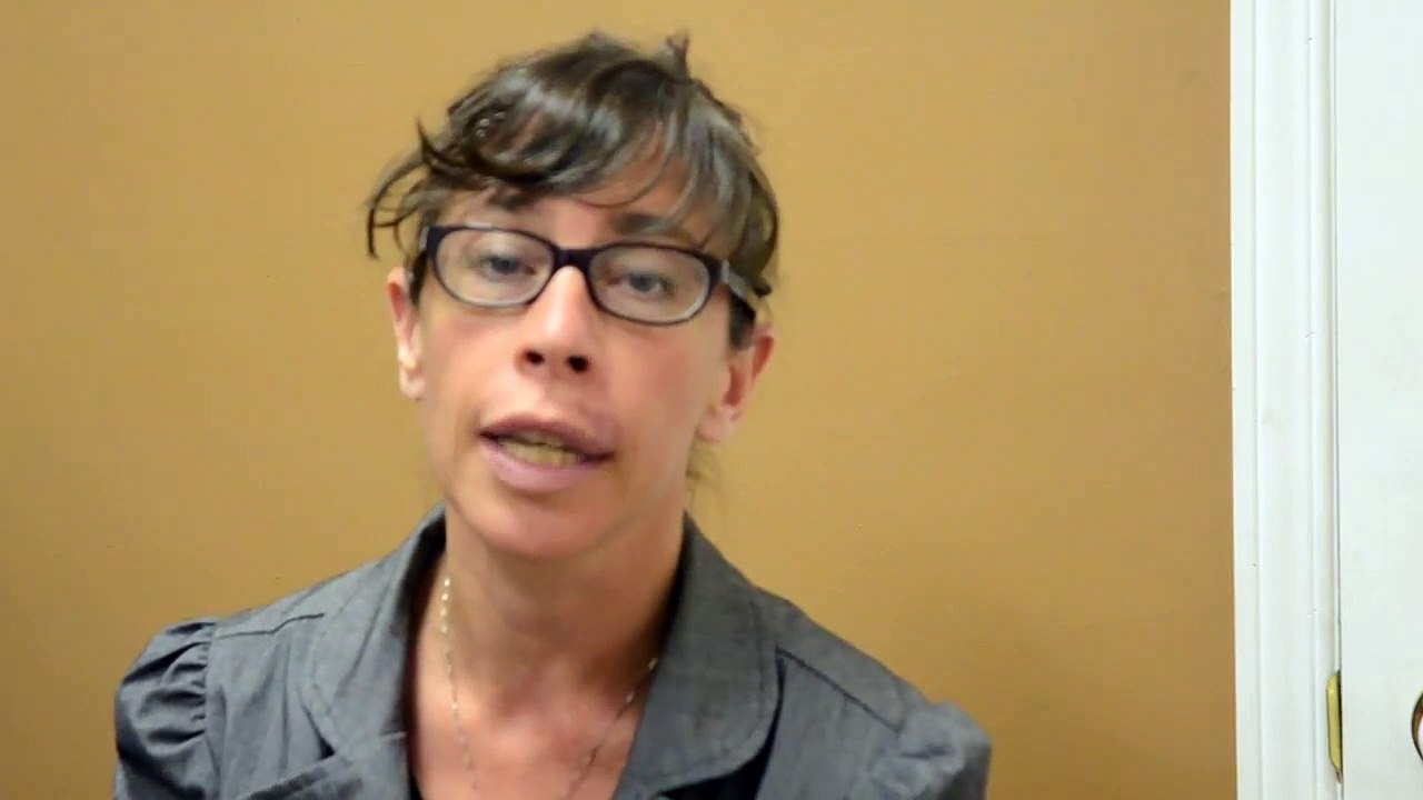 Vidéo 6(Six). Entrevue journal ”Le bulletin d’Aylmer”, Juin 2014. Amal Hicham.