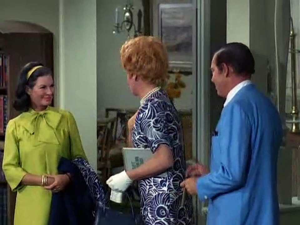 The Lucy Show: Lucy Meets The Berles