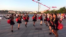 ÇANAKKALE 2'NCİ ULUSLARARASI ÇANAKKALE TROYA HALK DANSLARI FESTİVALİ BAŞLADI