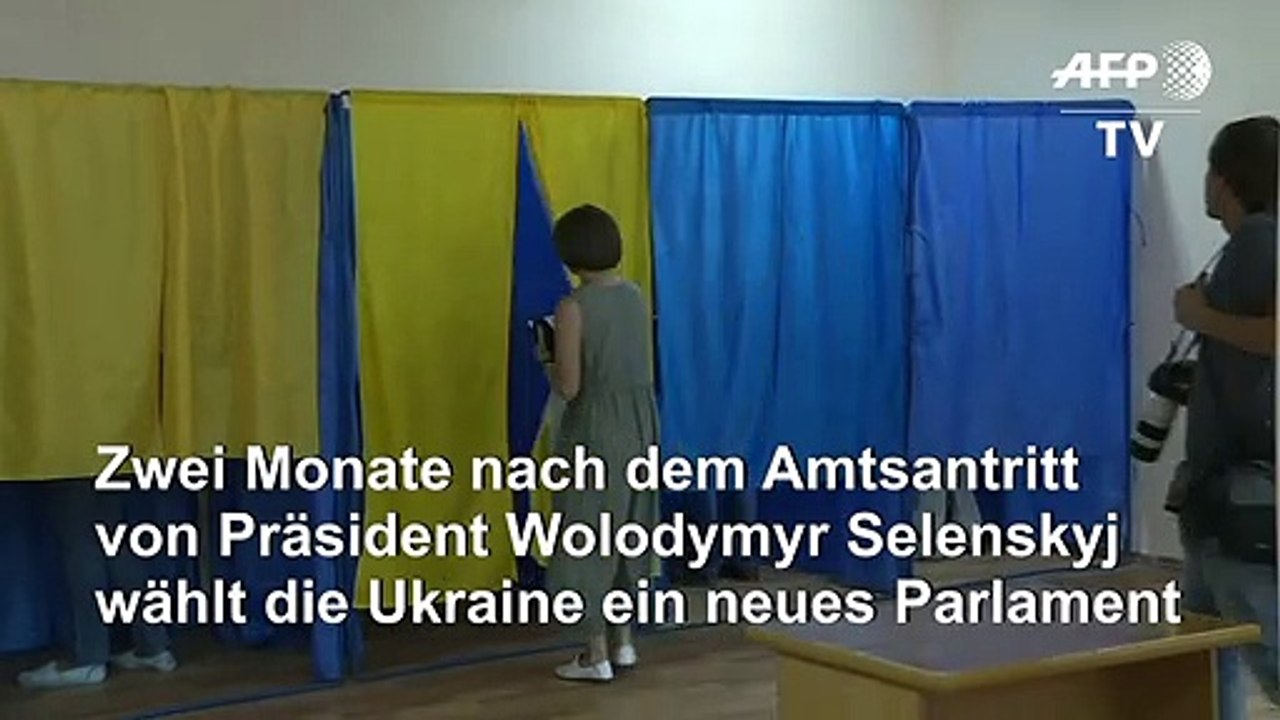 Ukrainer wählen ein neues Parlament
